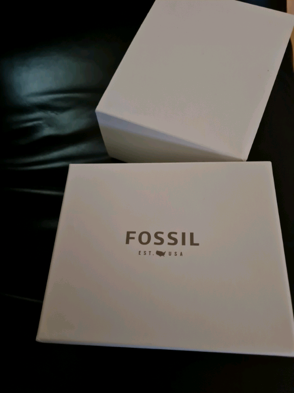 fossil brand box